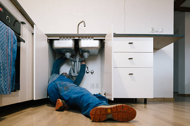 Professional Drain Cleaning technician working in Stayton, OR
